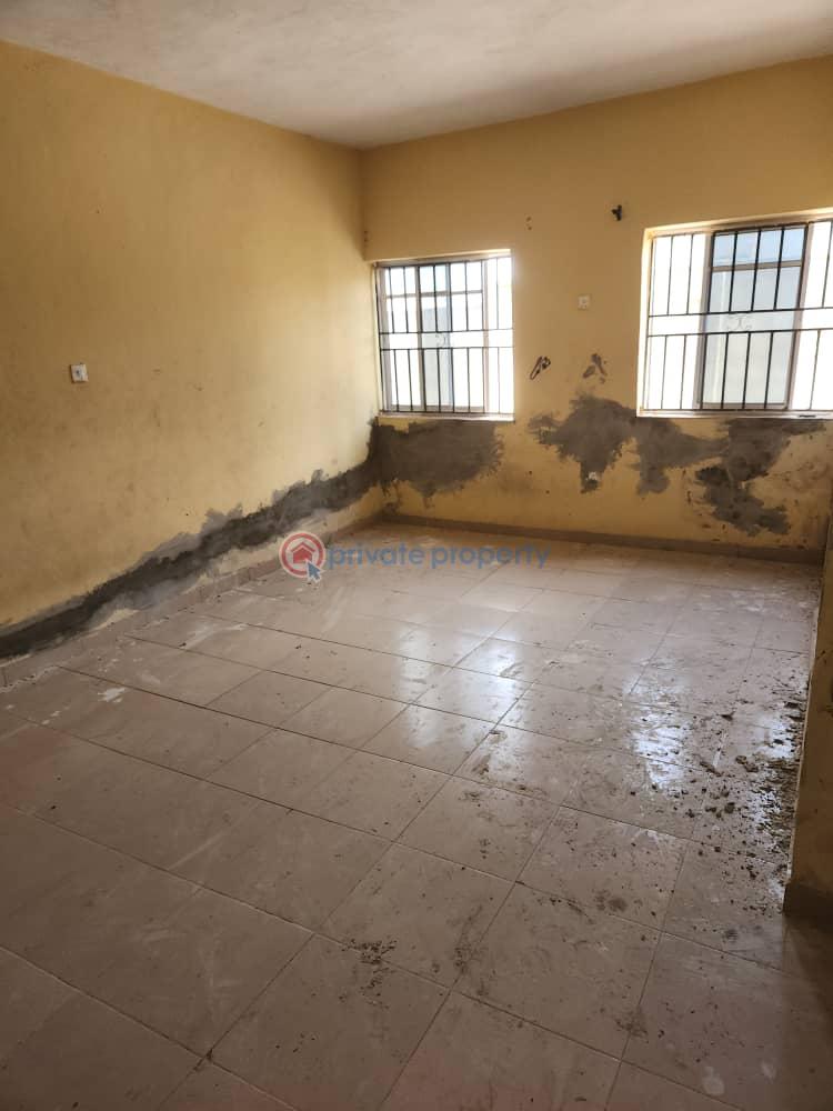 House For Sale Olobo Ayadade, Elenusonso, Alafaara Idishin Ibadan Oyo - 8