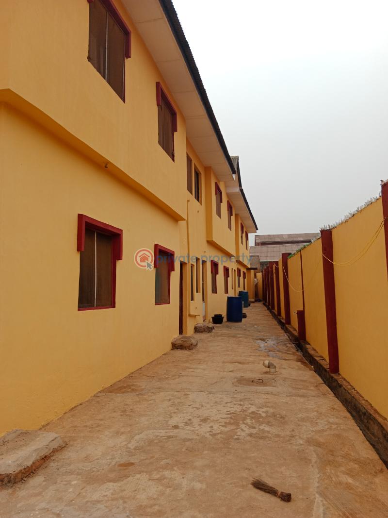 4 units of 2 bedroom flats with 2 bedroom bq - 2 2 bedroom Block Of Flats For Sale High School Street Ikorodu Lagos - 2