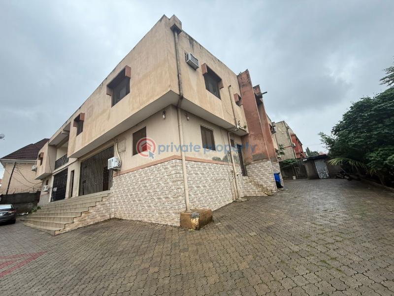 2 bedroom House For Sale Zone 1-7 Abuja Phase 1  - 2