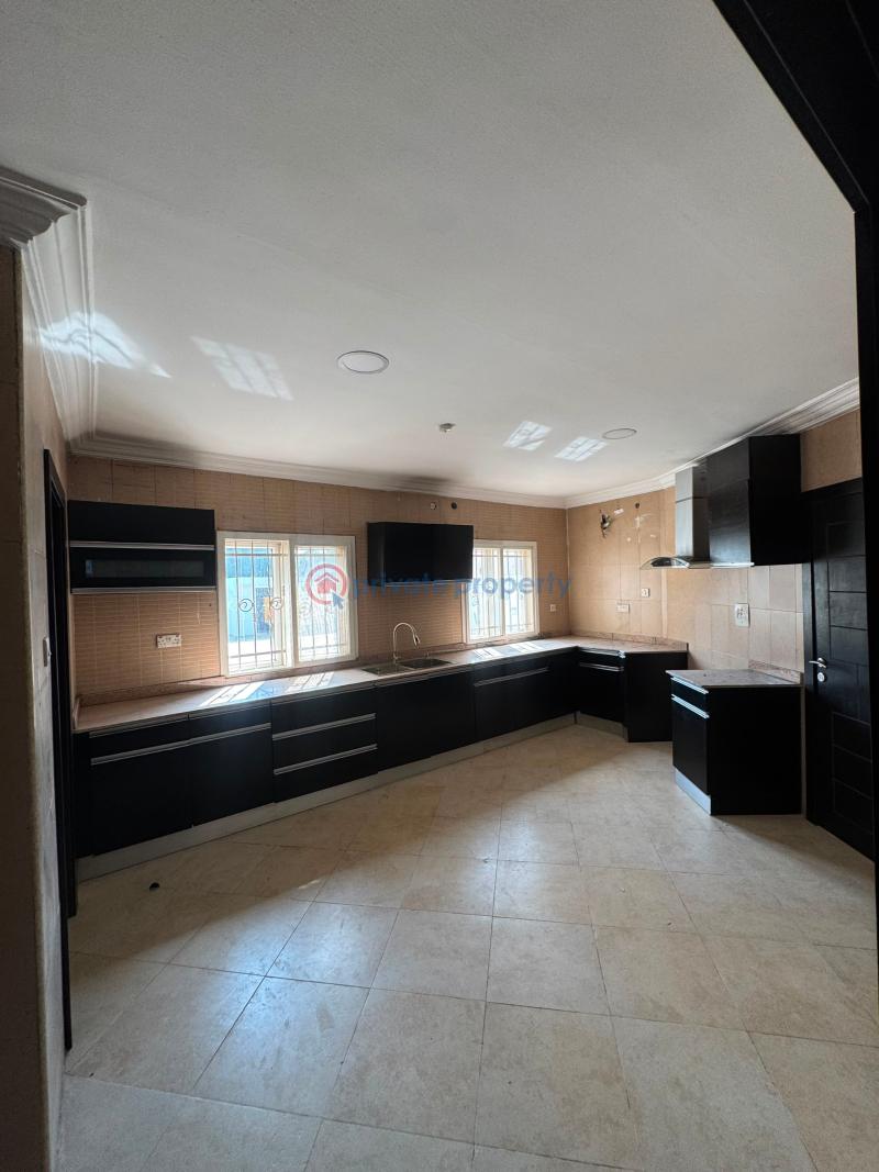 3 bedroom Flat & Apartment For Rent Lekki Phase 1 Lagos - 3