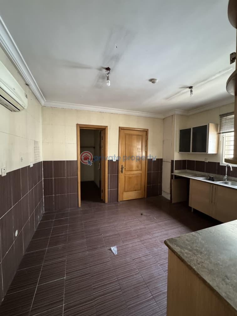3 bedroom Flat & Apartment For Rent Lekki Phase 1 Lagos - 4