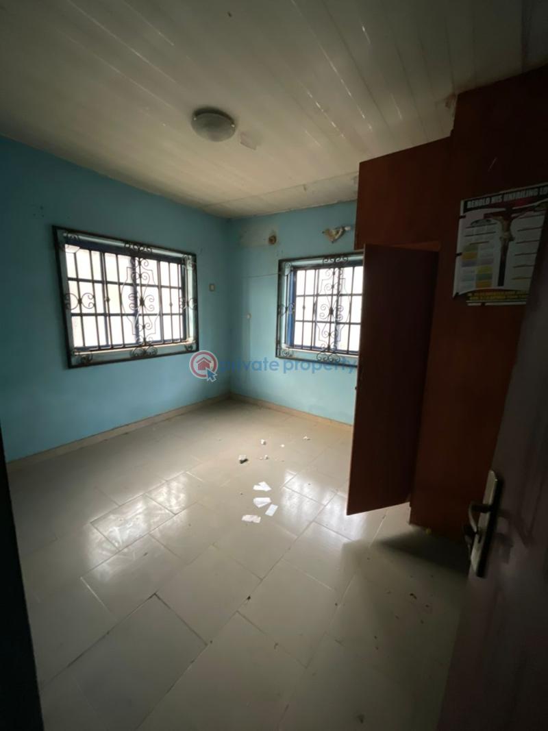 3 bedroom Bungalow For Sale Idiorogbo, Akobo Ibadan Oyo - 11