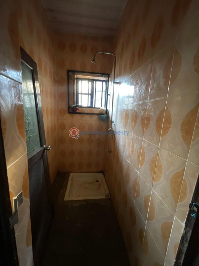 3 bedroom Bungalow For Sale Idiorogbo, Akobo Ibadan Oyo - 2