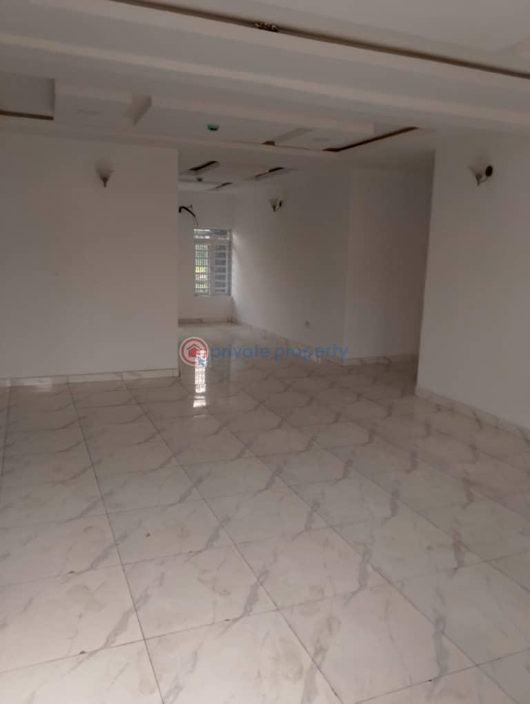 3 bedroom Block Of Flats For Sale Mende Maryland Lagos - 3