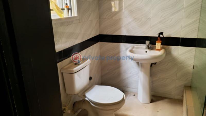 3 bedroom Flat & Apartment For Rent A3 Estate, Prof Olulonge Str, Old Bodija Bodija Ibadan Oyo - 2