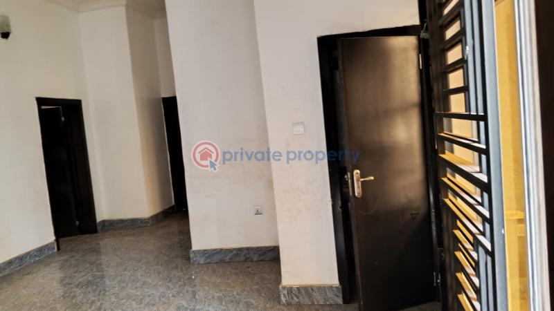 3 bedroom Flat & Apartment For Rent A3 Estate, Prof Olulonge Str, Old Bodija Bodija Ibadan Oyo - 1