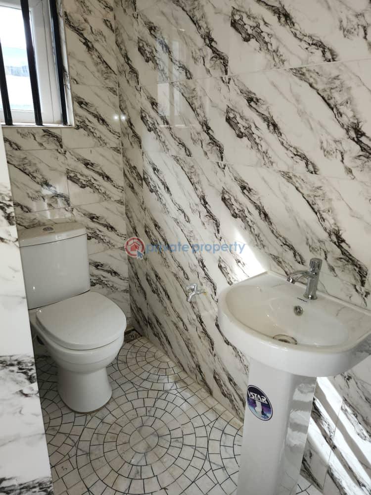 3 bedroom Flat & Apartment For Sale Monsha Allah, Elebu Akala Express Ibadan Oyo - 4