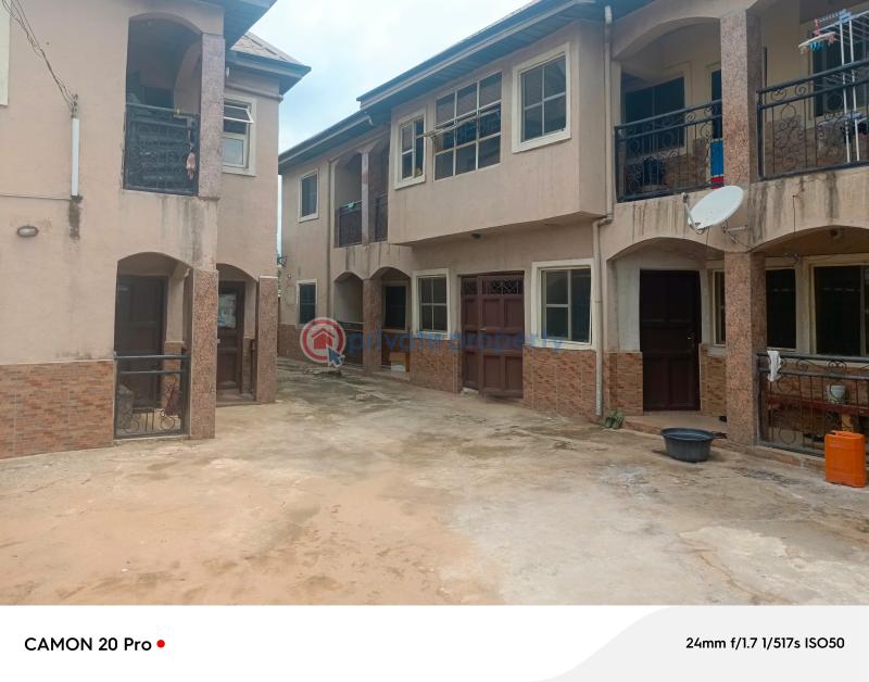 10 bedroom House For Sale David Welder Estate, Worldbank Owerri Imo - 3