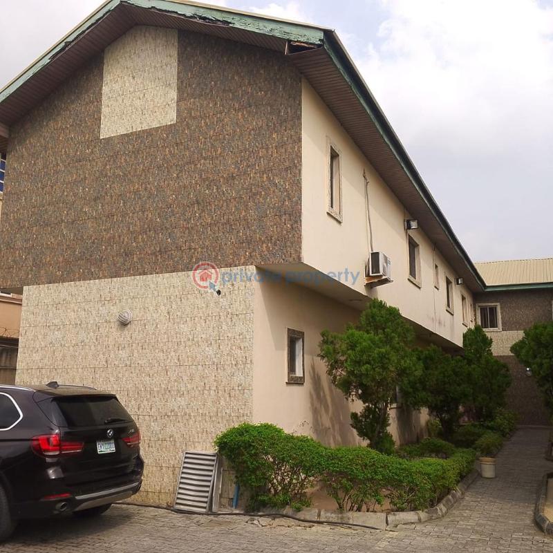4 units of 3 bedroom terraced houses on 800 sqm land - 1 3 bedroom Terraced Duplex For Sale Lekki Phase 1 Lagos - 1