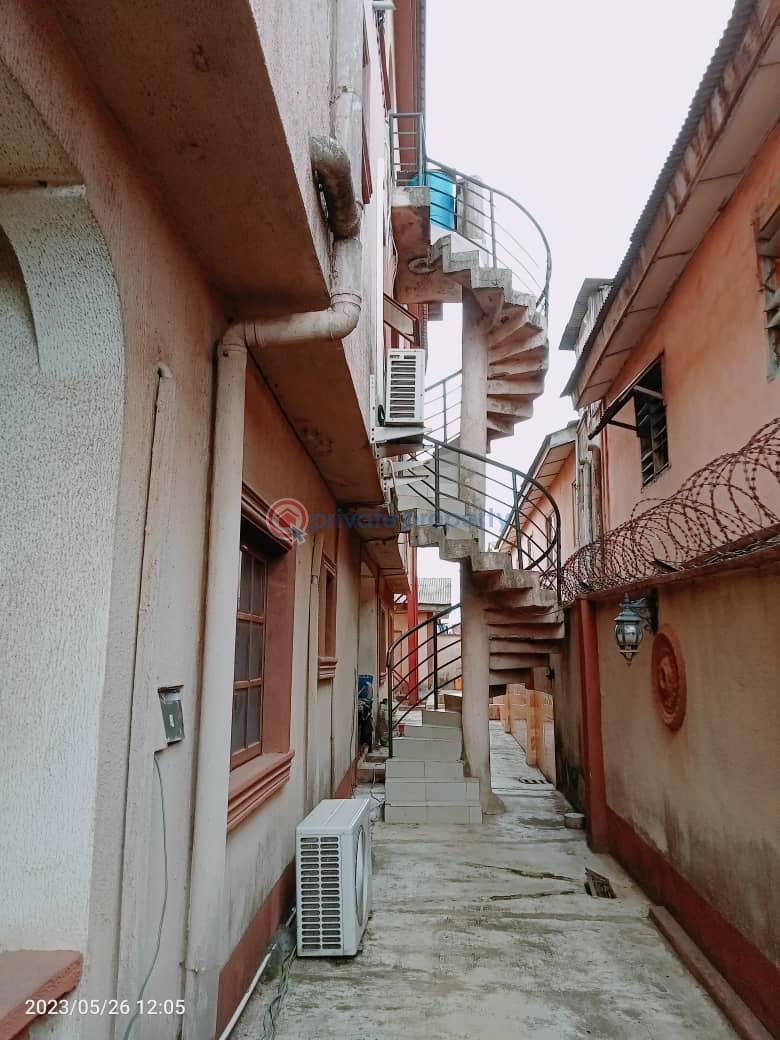 3 bedroom Block Of Flats For Sale Ejigbo Lagos - 0