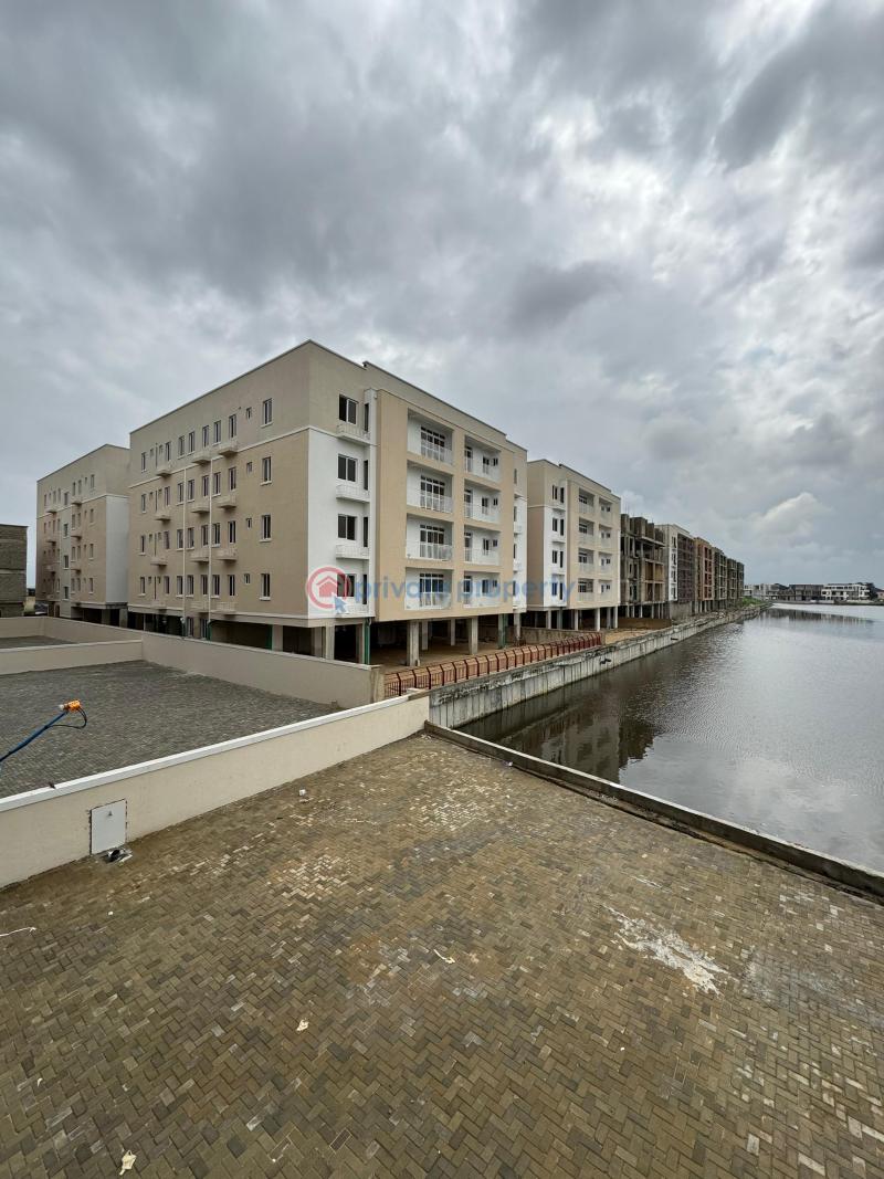 3 bedroom Block Of Flats For Rent Osapa Lekki Lagos - 11