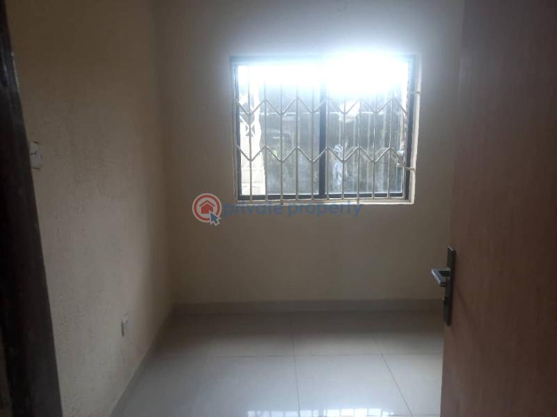3 bedroom Block Of Flats For Sale Ologunfe Road Awoyaya Ajah Lagos - 7