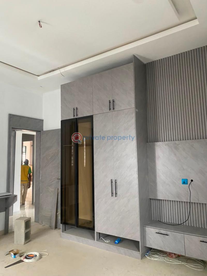 5 bedroom Detached Duplex For Sale Tito Layo Adedoyin Street Omole Phase 2 Ojodu Lagos - 9