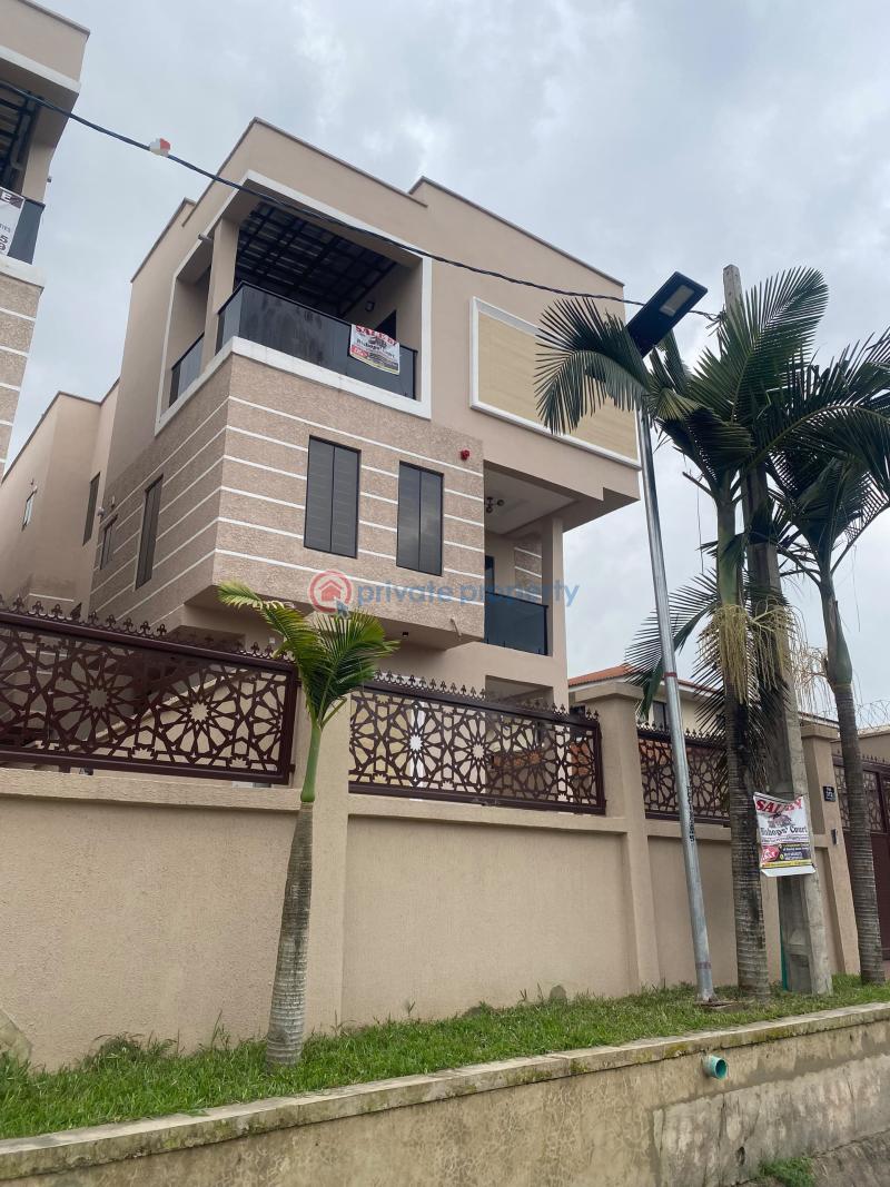 5 bedroom Detached Duplex For Sale Tito Layo Adedoyin Street Omole Phase 2 Ojodu Lagos - 2