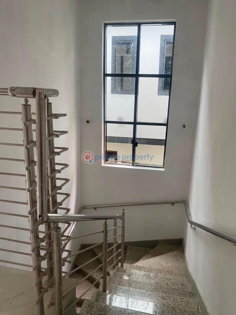 5 bedroom Detached Duplex For Sale Tito Layo Adedoyin Street Omole Phase 2 Ojodu Lagos - 13