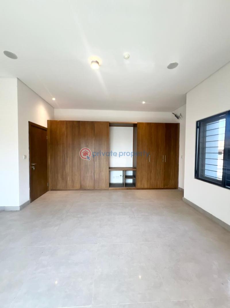 5 bedroom Detached Duplex For Sale Lekki Phase 1 Lagos - 2