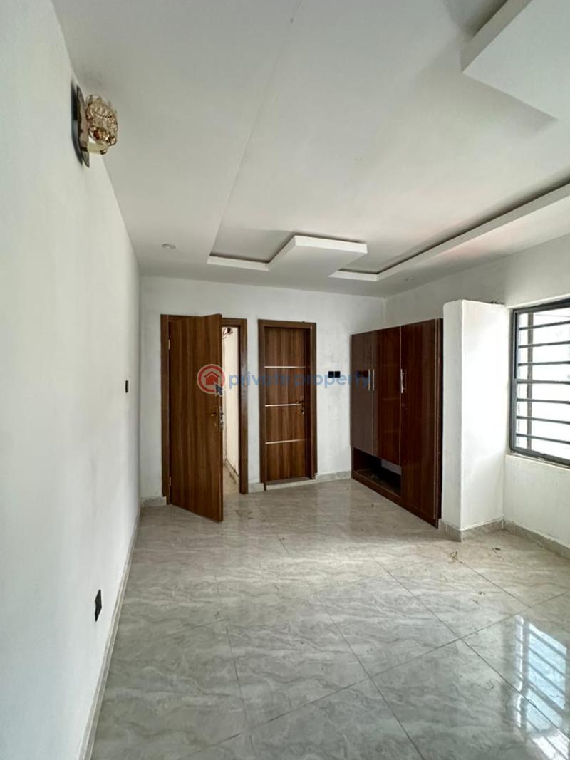 House For Sale Onikoko Close, Agodi Gra, Ibadan. Ibadan Oyo - 19