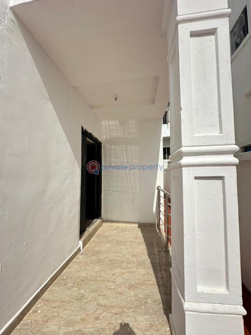 House For Sale Onikoko Close, Agodi Gra, Ibadan. Ibadan Oyo - 5
