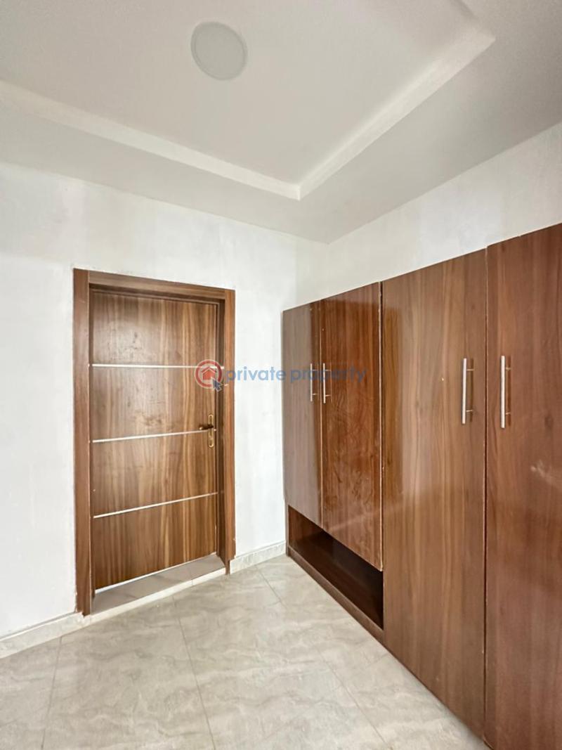 House For Sale Onikoko Close, Agodi Gra, Ibadan. Ibadan Oyo - 15