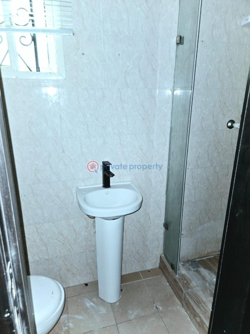 2 bedroom Flat & Apartment For Rent Lekki Phase 1 Lagos - 2