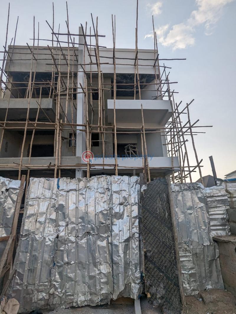 4 bedroom Semi detached Duplex For Sale Guzape Abuja Phase 1  - 1