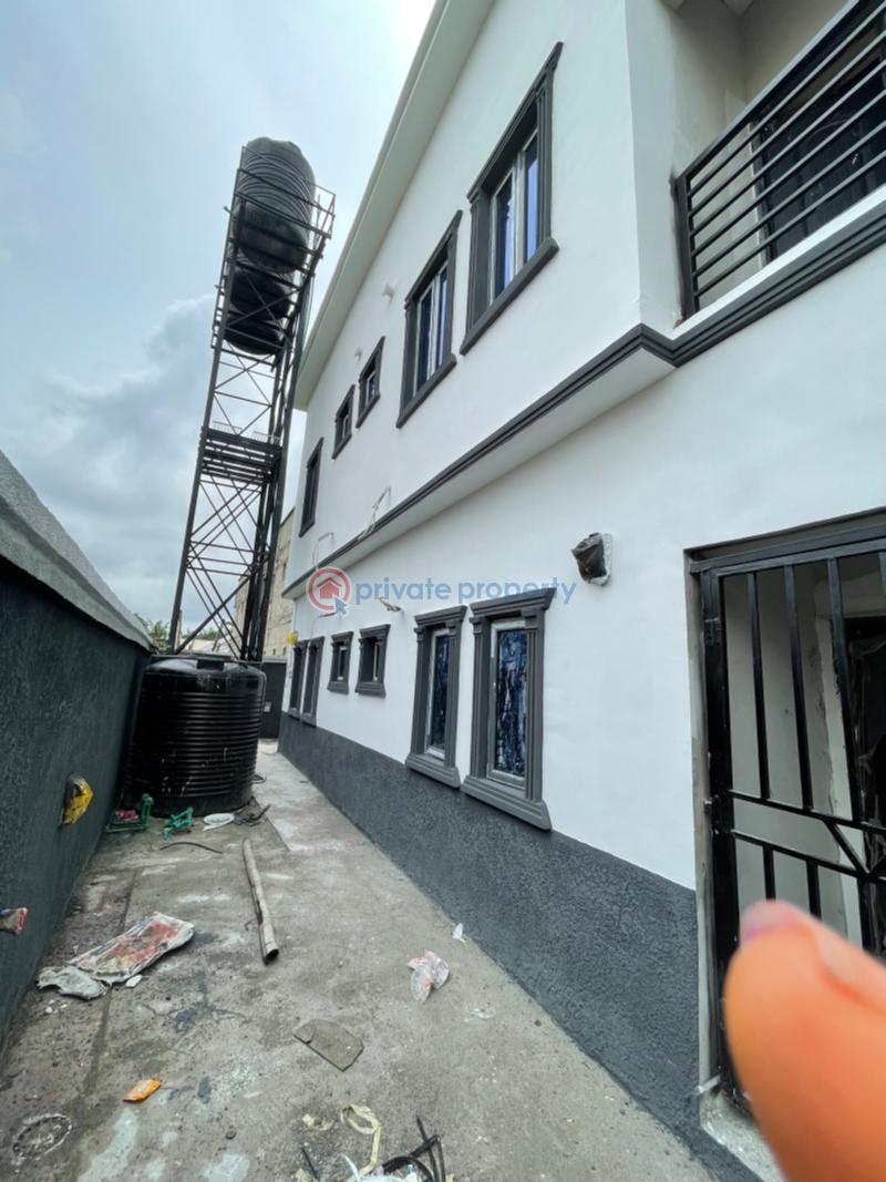 2 bedroom Block Of Flats For Rent Sharon Estate, New Road Awoyaya Ajah Lagos - 3
