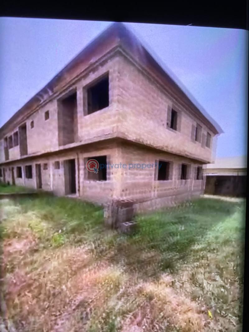 4 bedroom Semi detached Duplex For Sale Osogbo Gra, Off Oke Fia Osogbo Osun - 0