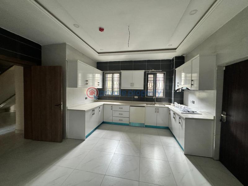 5 bedroom Townhouse For Rent Maitama Abuja Phase 1  - 2