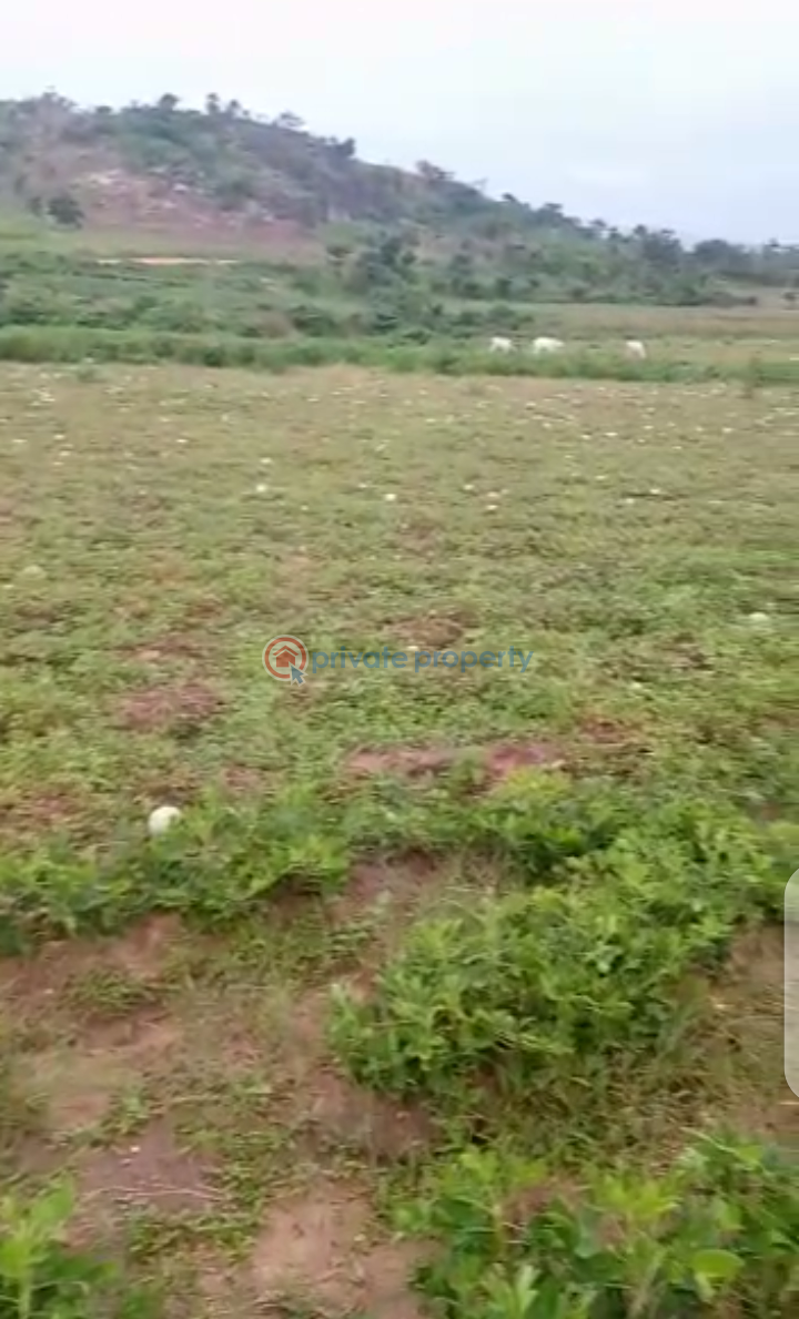 40 hectares of prime land located in the prestigious apo hilltop in apo tafyi district - 2 Mixed use Land For Sale Hilltop, Tafyil District, Cadastral Apo Abuja Phase 2  - 2