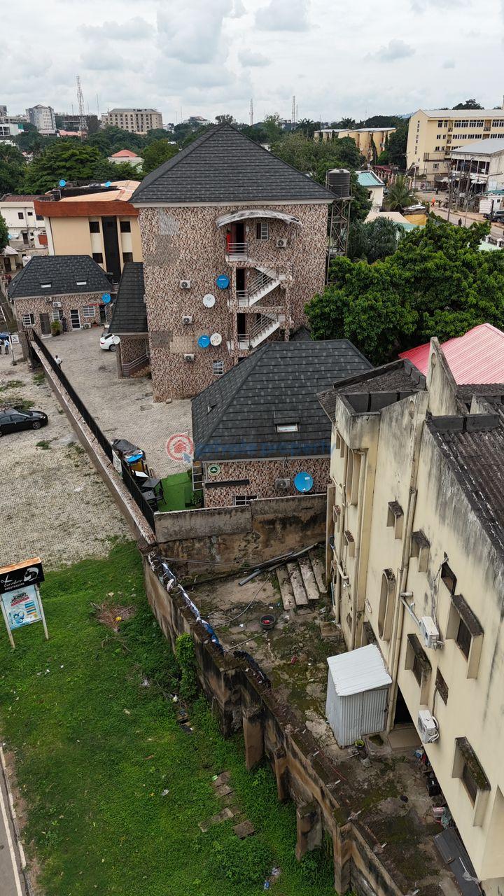 10 bedroom Hotel For Sale Wuse Abuja Phase 1  - 7