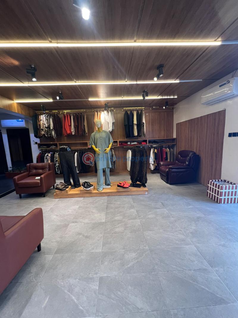 Shop For Rent Fola Osibo Lekki Phase 1 Lagos - 1