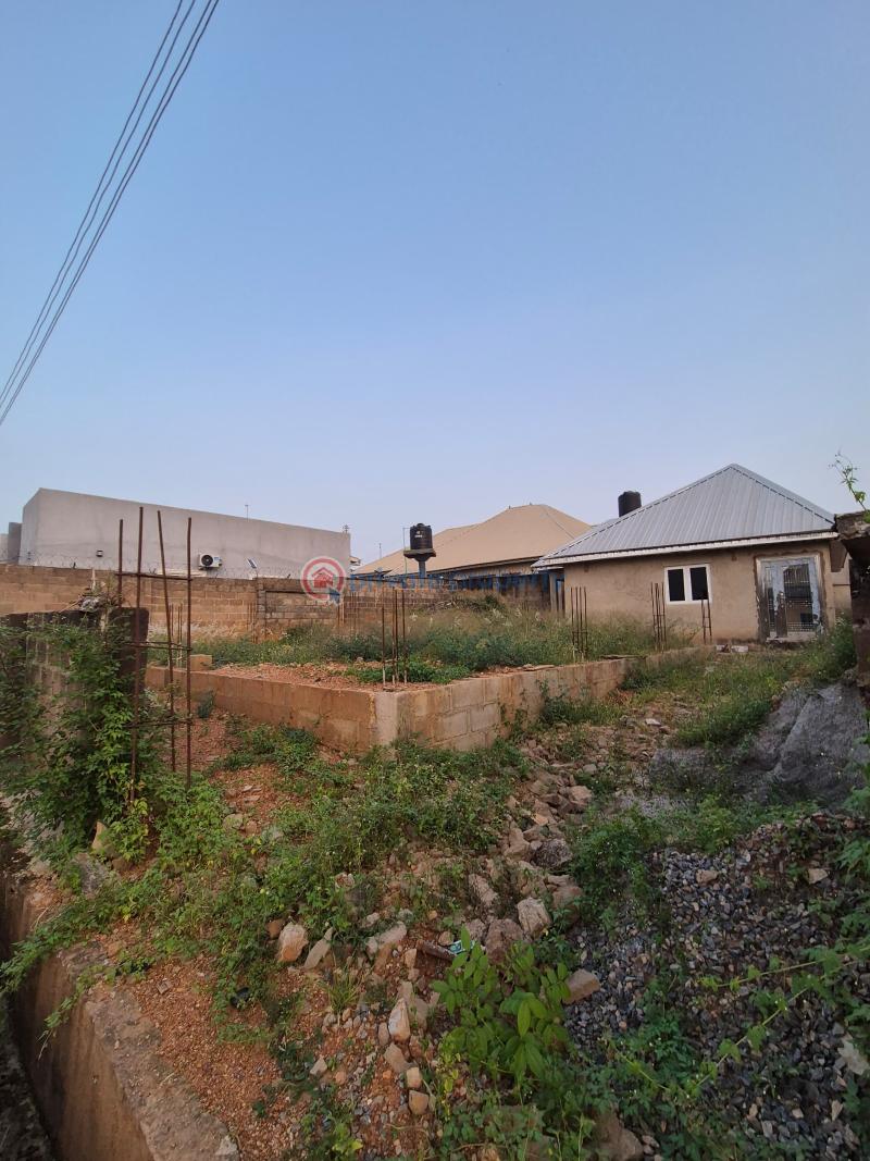 Land For Sale Location: Ikolaba, Federal Housing Estate, Ibadan Ibadan Oyo - 3