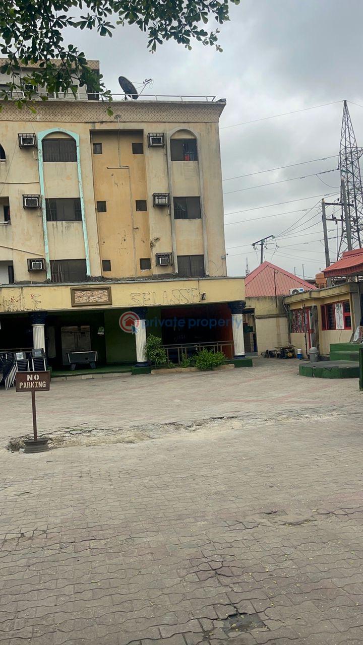 40bedroom hotel for sale - 1 Hotel For Sale A Gigantic Hotel With 40rooms For Sale At Adetola Aguda Aguda  Surulere Lagos - 1