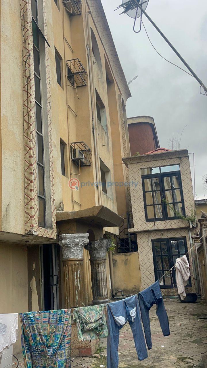 40bedroom hotel for sale - 8 Hotel For Sale A Gigantic Hotel With 40rooms For Sale At Adetola Aguda Aguda  Surulere Lagos - 8