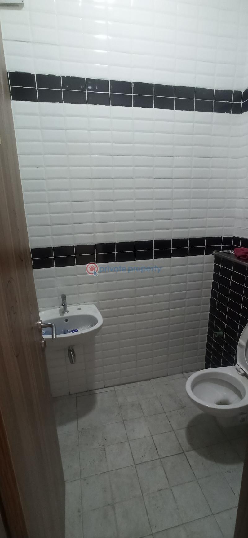 Shop For Rent Wuse II Abuja Phase 1  - 5