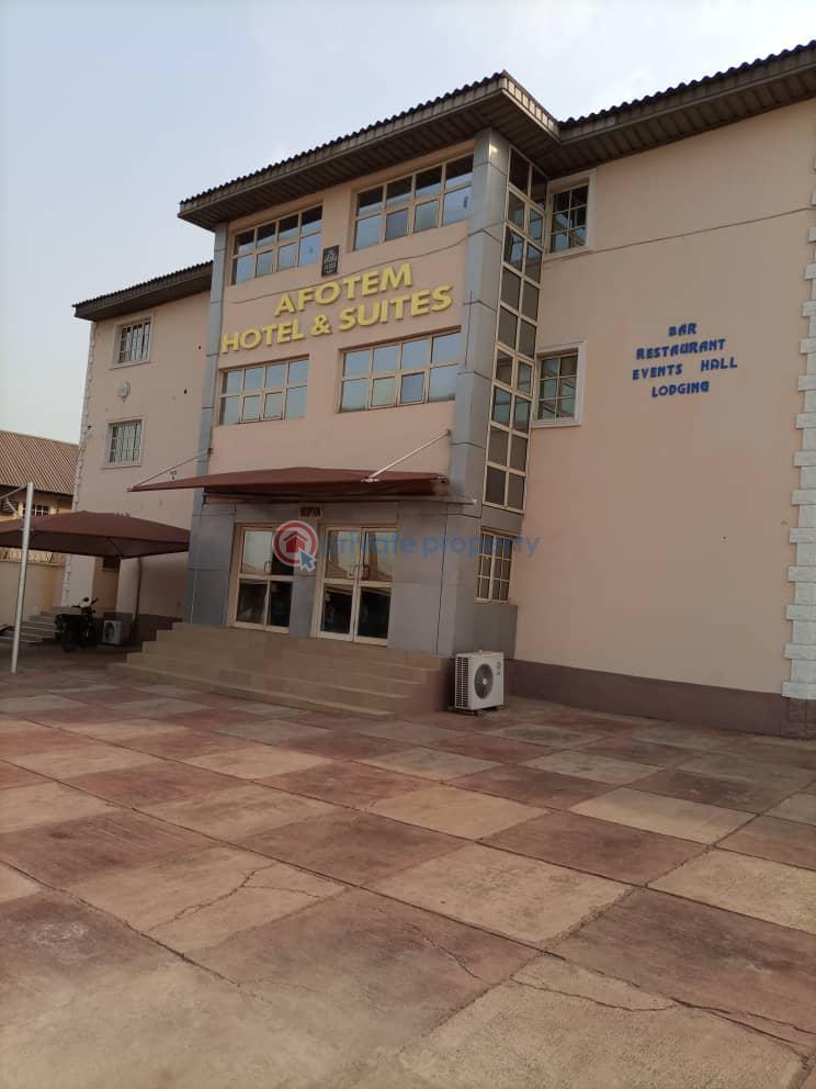 Hotel For Sale Alakia Area Close To New Upgrade Airport Alakia Ibadan Oyo - 8
