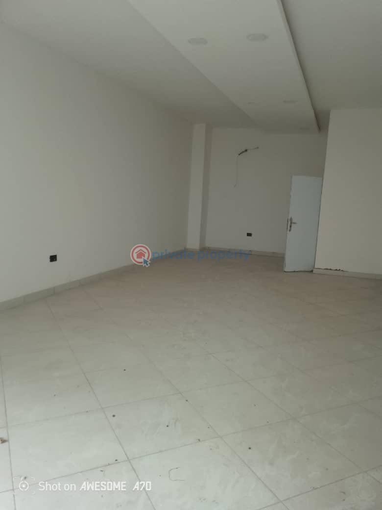 42sqm shop space in a secure environment - 1 Shop For Rent Lekki Lagos - 1