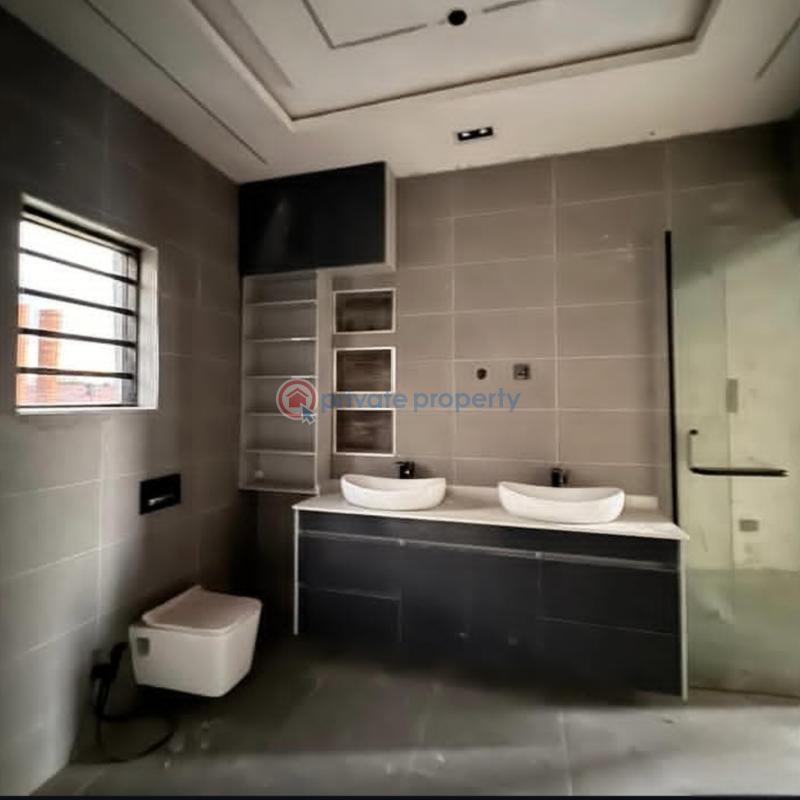 4 bedroom Semi detached Duplex For Sale Adeniran Ogunsanya Surulere Lagos - 3