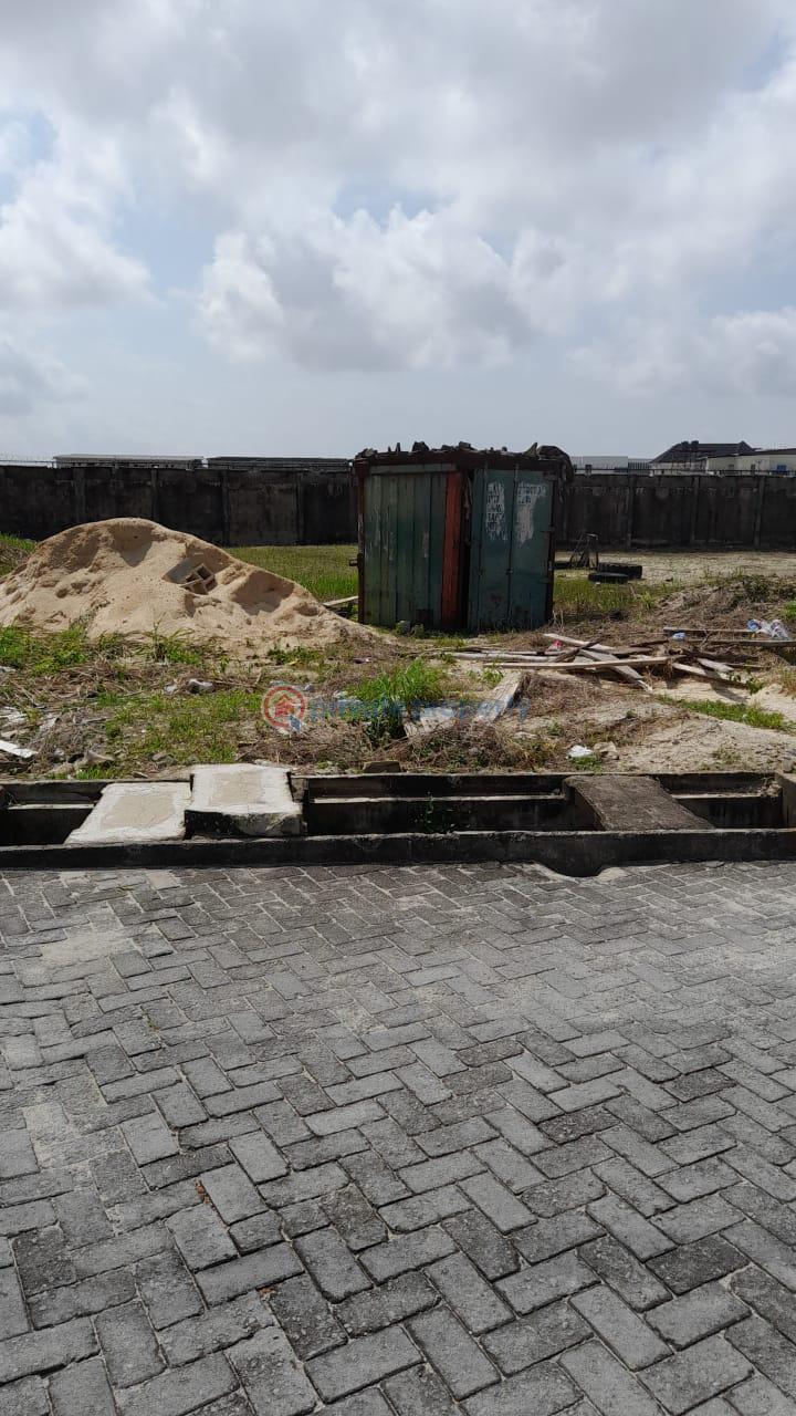 For sale Land Victory Park Osapa Lekki Lagos (PID 9PYHUA) Private
