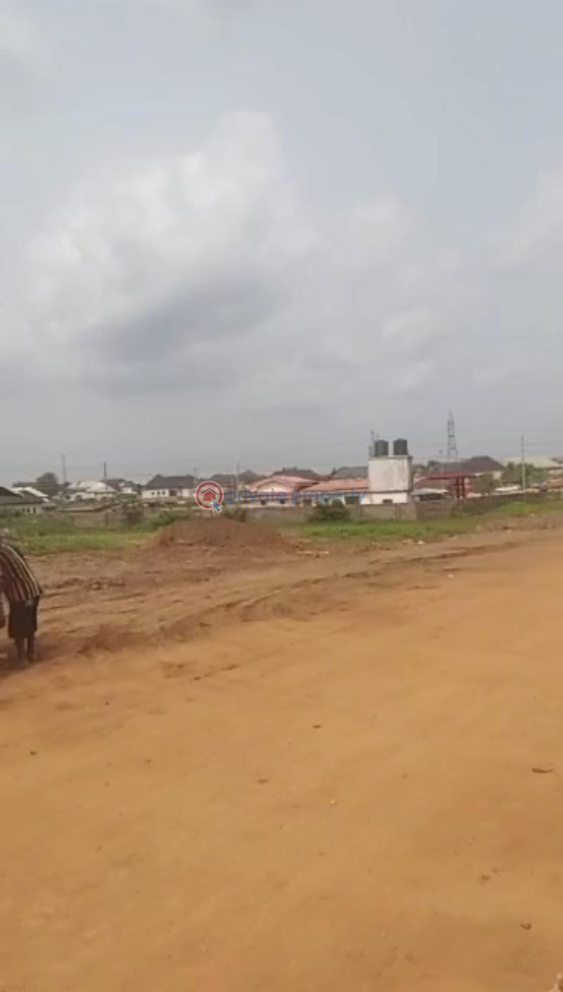 Mixed use Land For Sale Former Rcc Yard, Along Benin Sapele Road, After Evbukhu Junction Benin Edo - 1