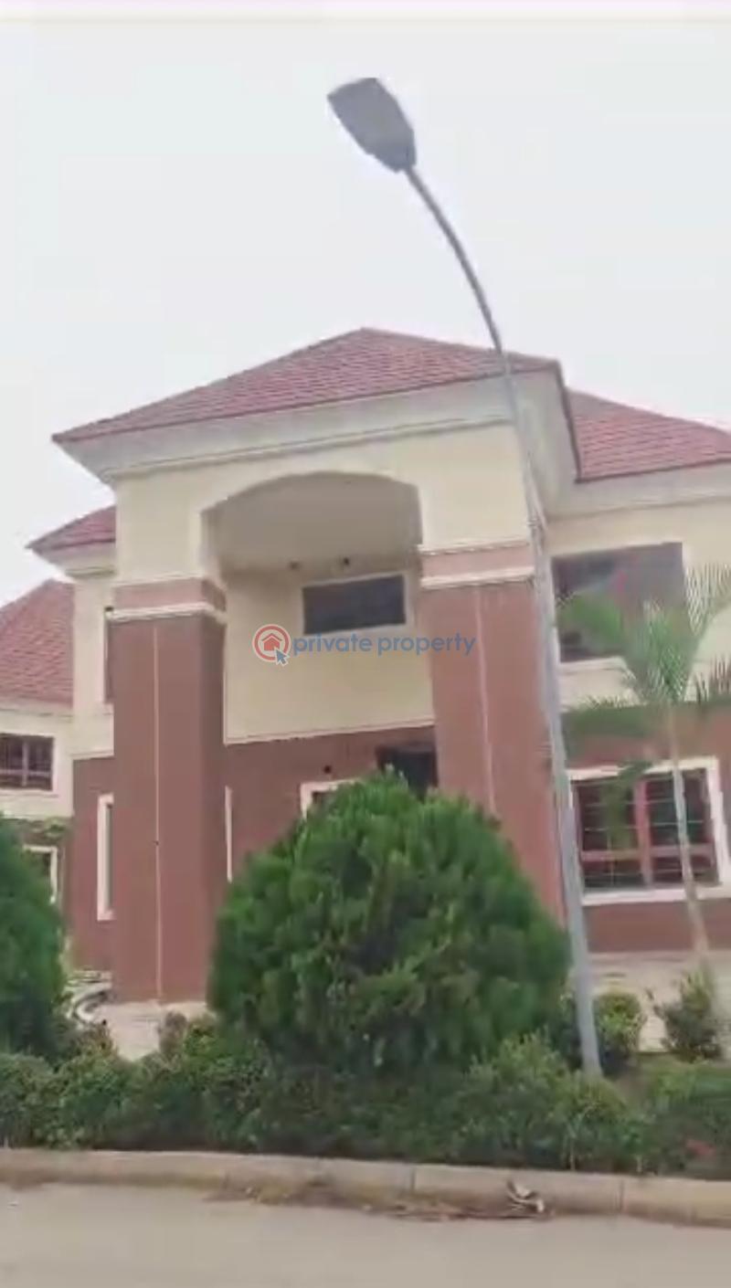 46 unit detached duplex+ 26 unit guest apartment - 1 4 bedroom Block Of Flats For Sale Maitama Main District Maitama Abuja Phase 1  - 1