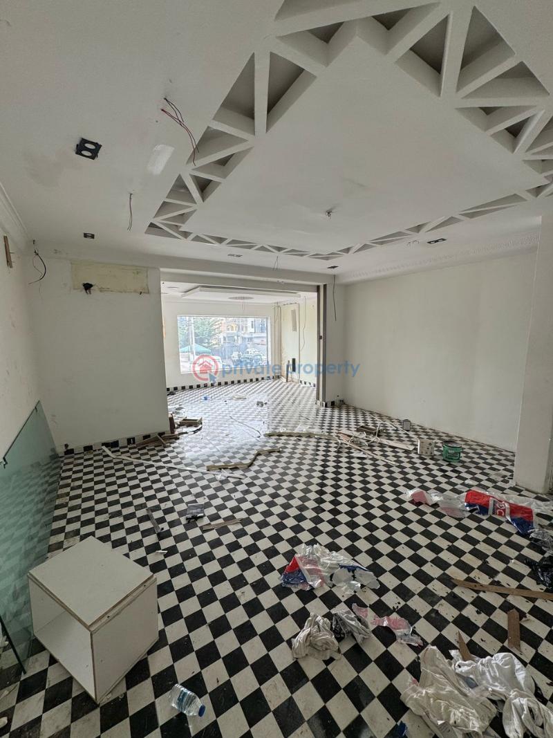 Shop For Rent Lekki Phase 1 Lagos - 2
