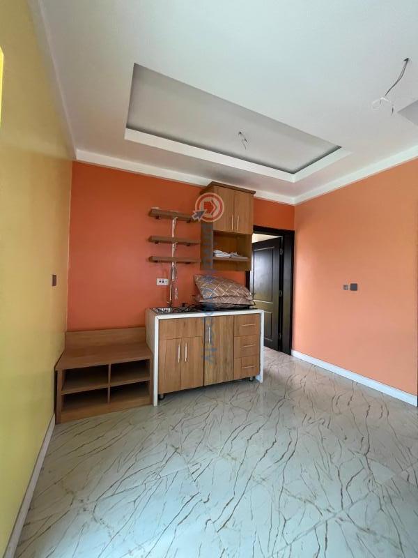 5 bedroom Terrace For Sale Sunmola Street Mende Maryland Lagos - 8