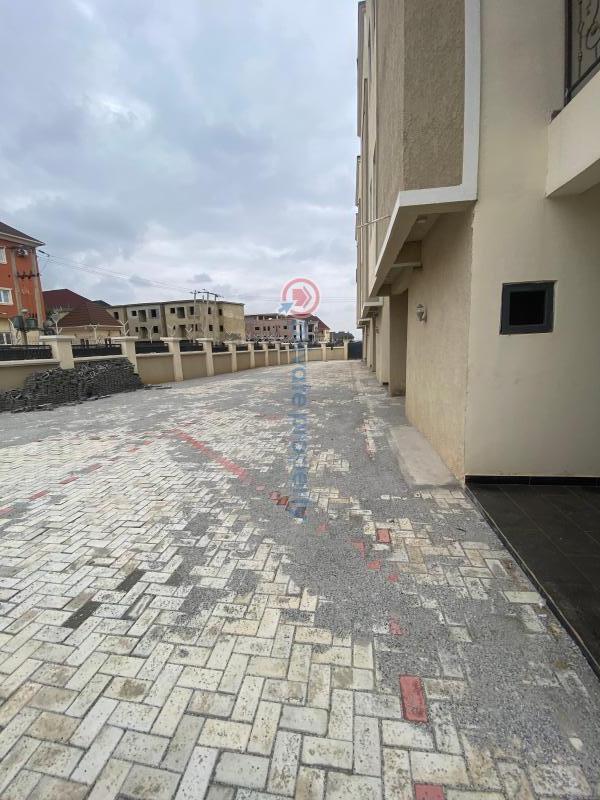 4 bedroom Terraced Duplex For Rent Jahi Main By Aduvie School Jahi Abuja Phase 2  - 2