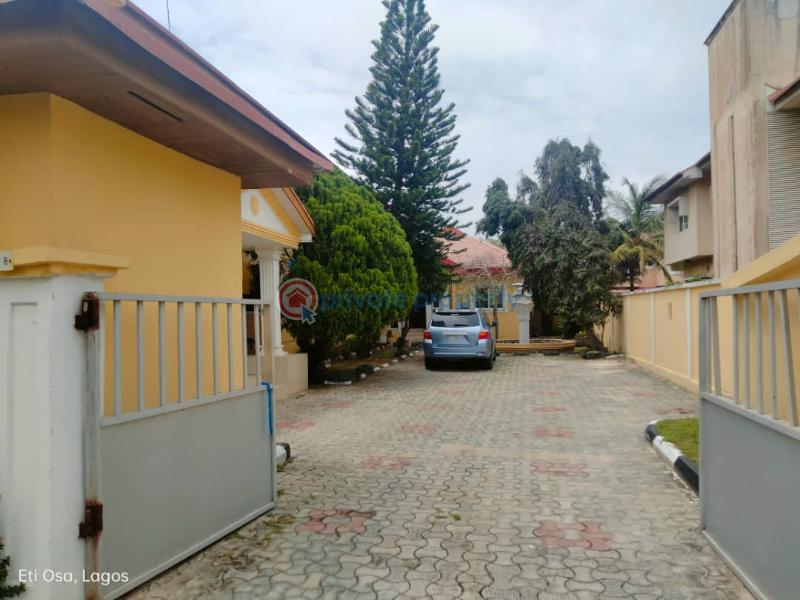 For sale 4 bedroom Detached Duplex Goshen Beach Estate Marwa Lekki