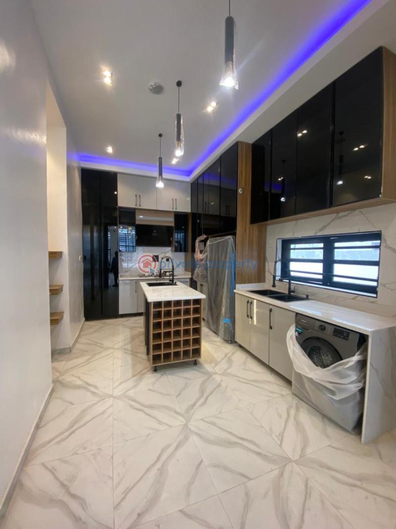 4 bedroom Detached Duplex For Sale Lekki Phase 2 Lagos - 4