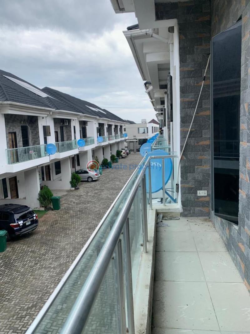 4 bedroom Terraced Duplex For Rent Lekki Phase 2 Lagos - 1