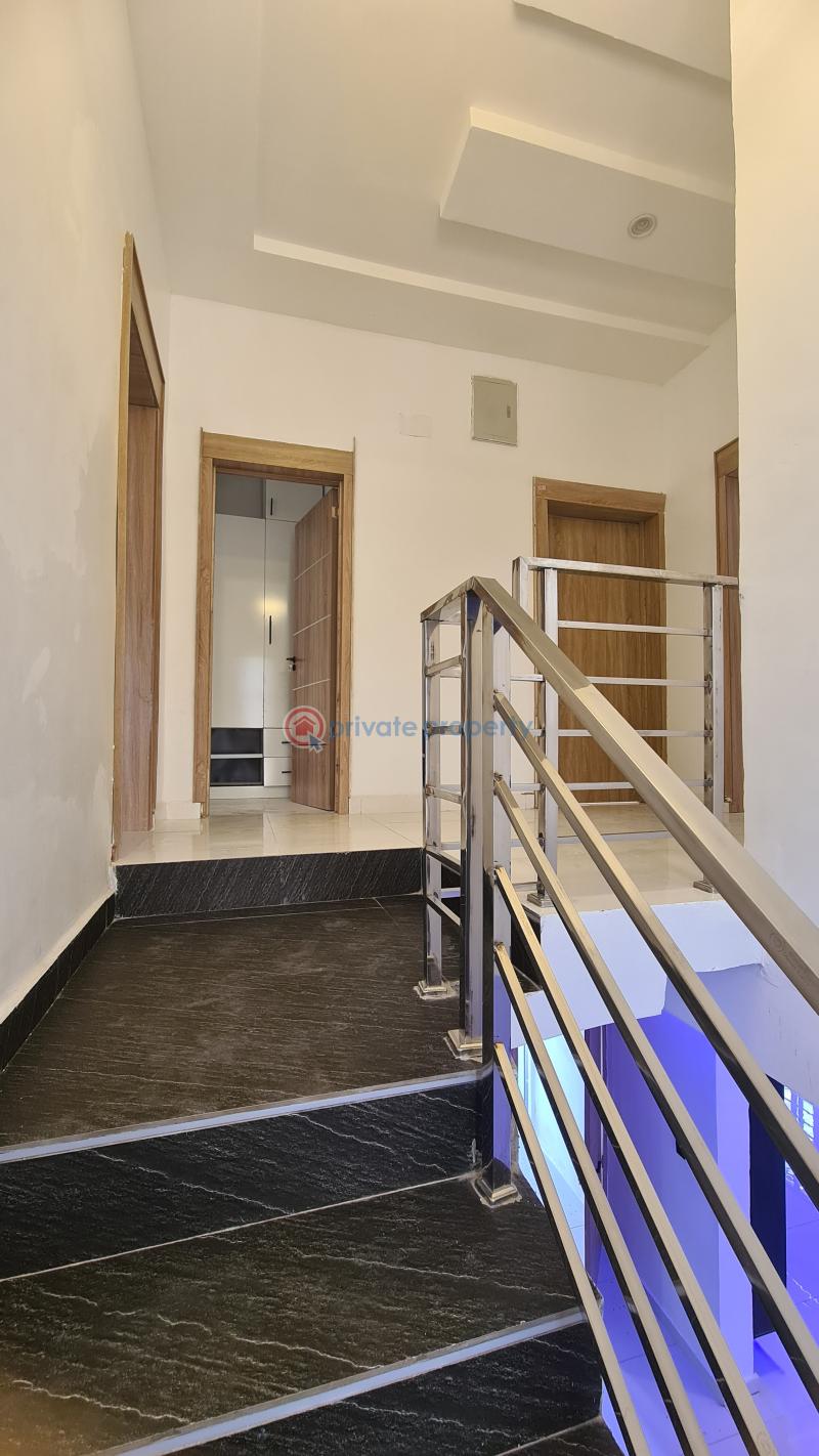 4 bedroom Detached Duplex For Sale Old Gra Enugu Suburb Enugu Area  - 7