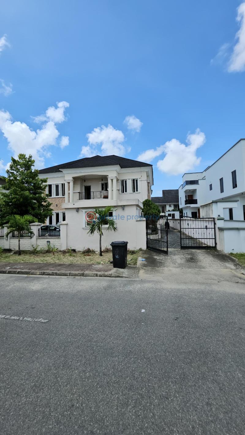 4 bedroom Detached Duplex For Rent Royal Gardens Ajah Lagos - 1