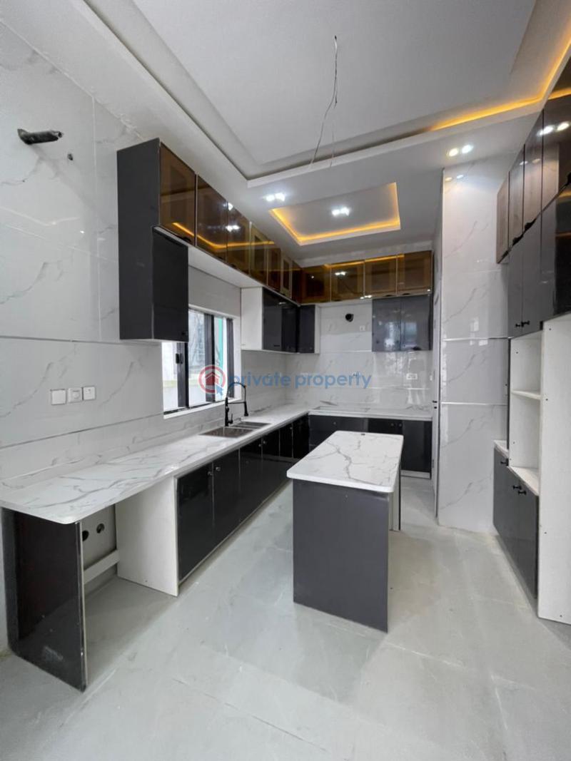 4 bedroom Detached Duplex For Sale Lekki Phase 2 Lagos - 3